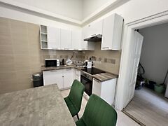 Eladó lakás Budapest, VI. kerület