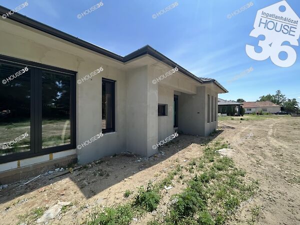 Eladó ház Kecskemét