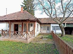 Eladó ház Jászfényszaru