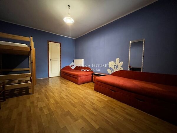 Eladó üzleti Szentlászló