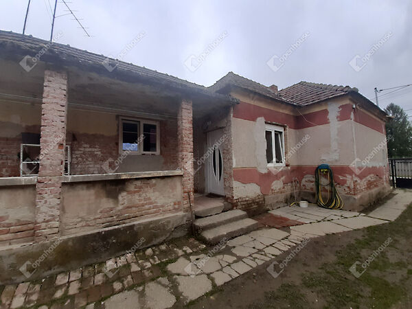 Eladó ház Molnári