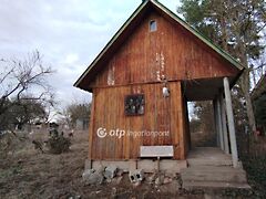 Eladó földterület Jászberény