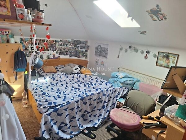 Eladó ház Neszmély