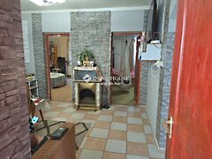 Eladó ház Neszmély