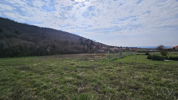 Eladó földterület Balatongyörök
