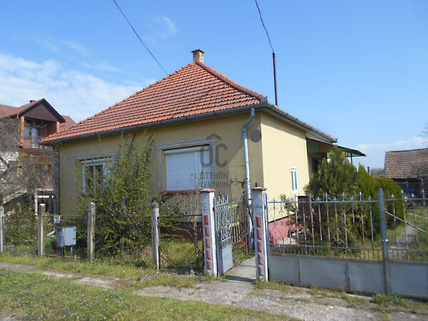 Eladó ház Berkesz