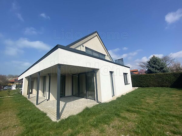 Eladó nyaraló Balatonvilágos