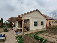 Eladó ház Debrecen