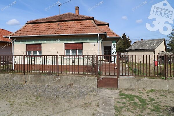 Eladó ház Kiskőrös