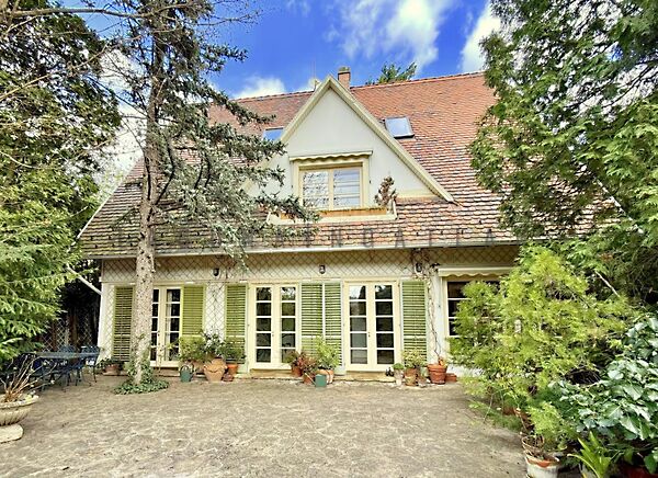 Eladó ház Budapest, II. kerület, Törökvész