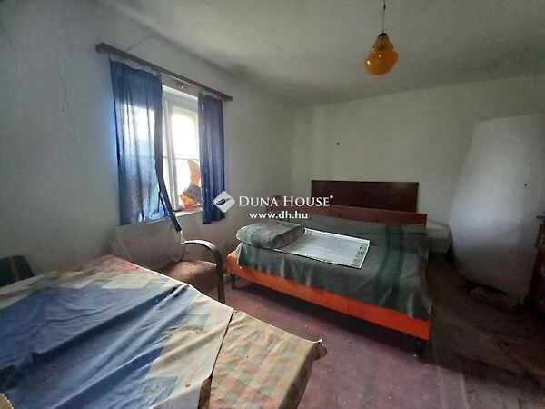 Eladó ház Tiszakécske