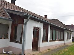 Eladó ház Szőce