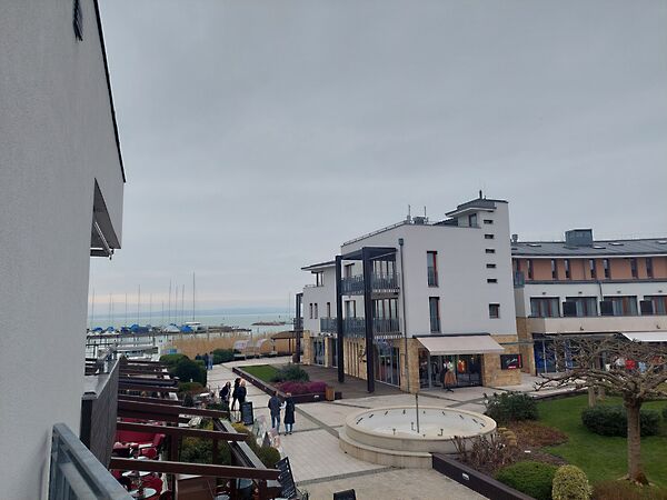Eladó lakás Balatonfüred, Partközelben