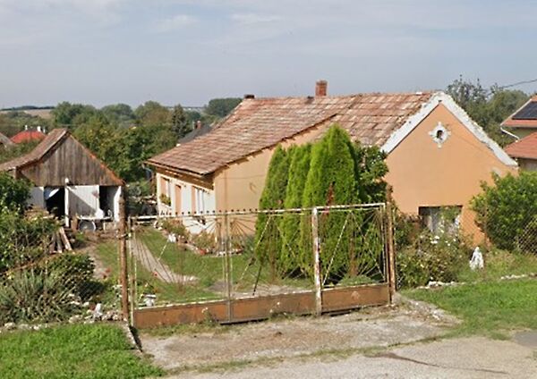 Eladó ház Ajka