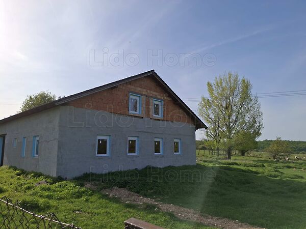 Eladó ház Csehbánya