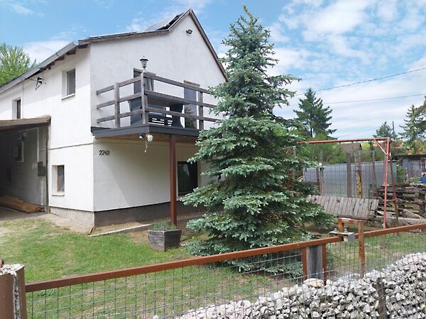 Eladó nyaraló Császár