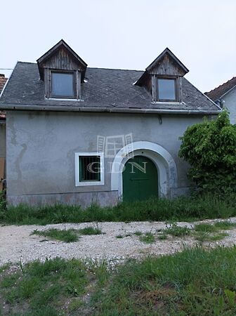 Eladó nyaraló Tök