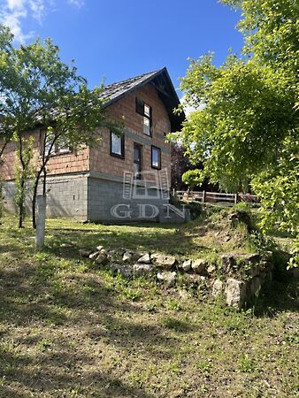 Eladó ház Gyermely