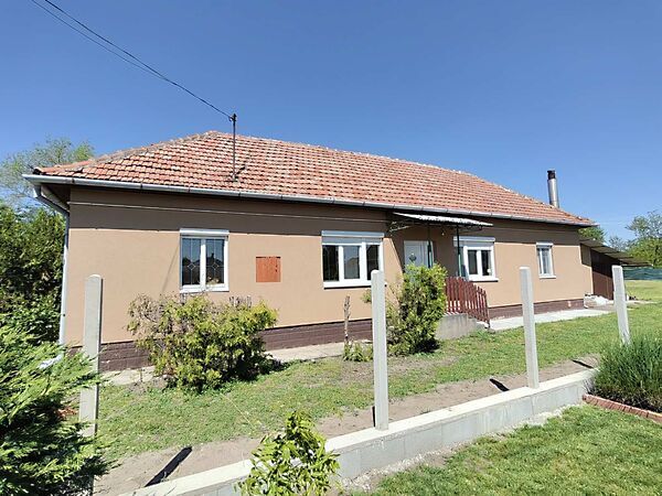 Eladó ház Mezőcsát