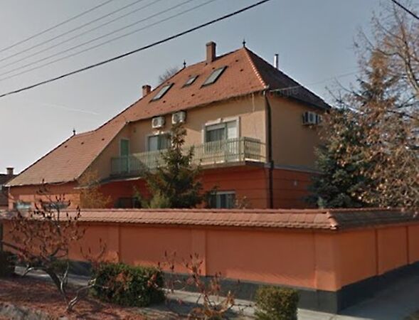 Eladó ház Cegléd