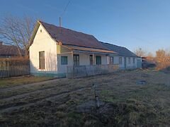 Eladó ház Cegléd