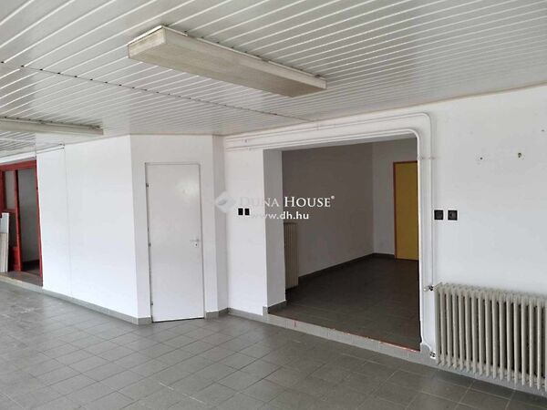 Eladó ház Szentlőrinc