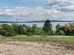 Eladó földterület Balatonakali