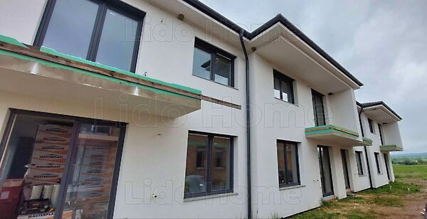 Eladó lakás Balatonföldvár