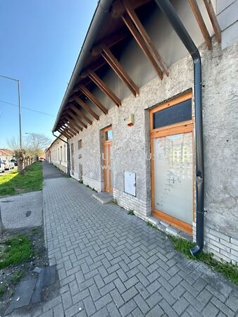 Eladó üzleti Mosonmagyaróvár