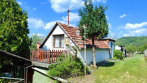 Eladó nyaraló Gyulakeszi