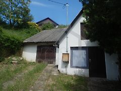 Eladó ház Csolnok