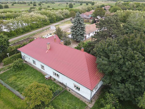 Eladó ipari Kápolna