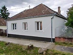 Eladó ház Batyk