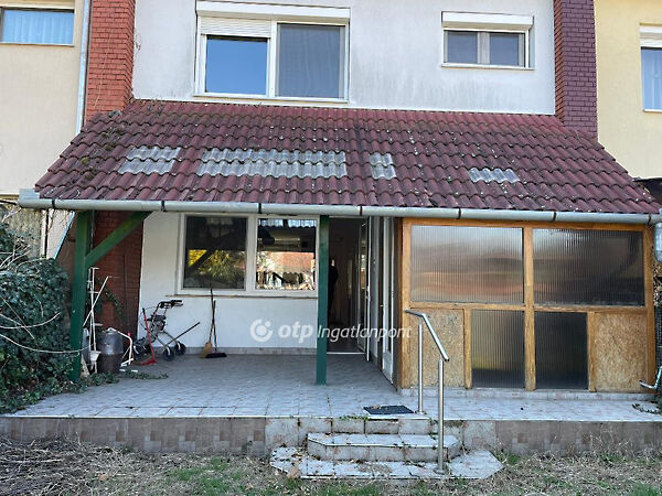 Eladó ház Kiskőrös