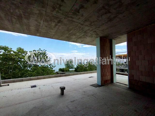 Eladó lakás Balatonalmádi