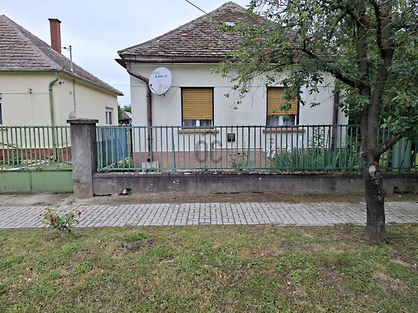 Eladó ház Nemeskolta