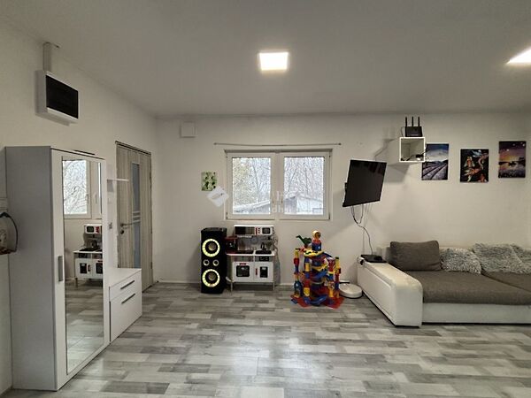 Eladó ház Mogyoród