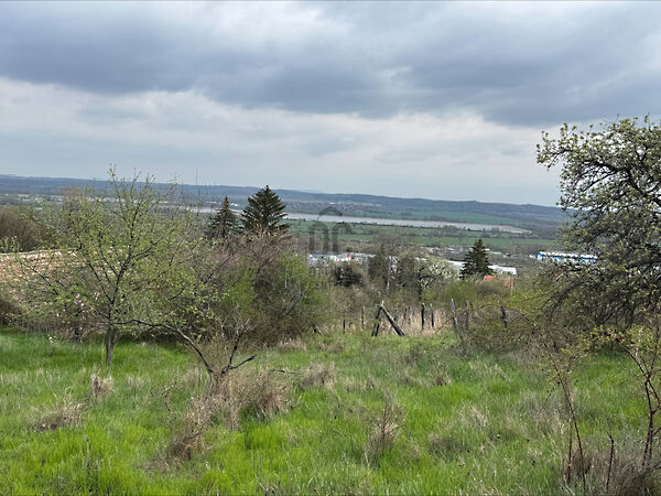 Eladó földterület Cserkút