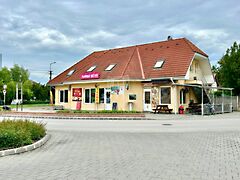 Eladó üzleti Gárdony