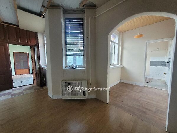 Eladó lakás Nagyszénás