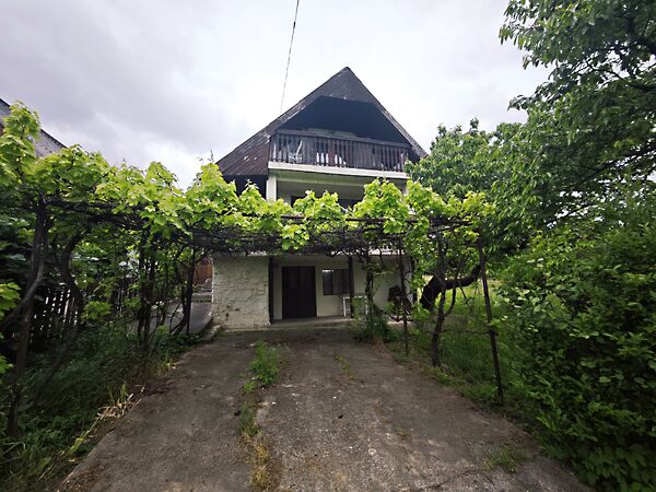 Eladó nyaraló Balatonalmádi, Vöröshegy