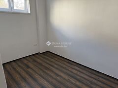 Eladó lakás Pécs