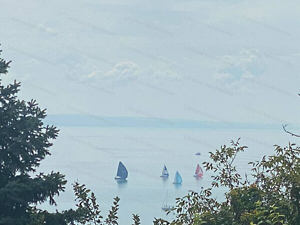 Eladó ház Balatonkenese