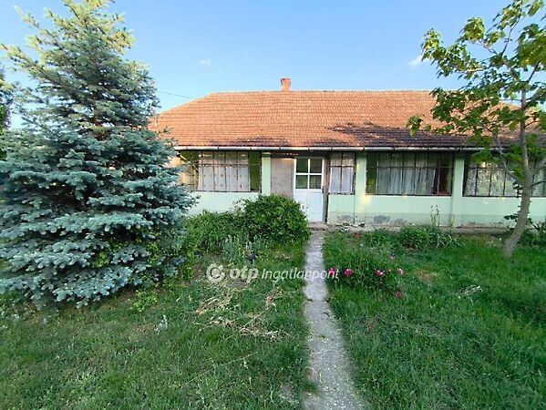 Eladó nyaraló Kardos