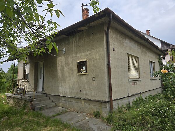Eladó ház Mezőtúr, Kertváros