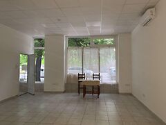 Kiadó üzleti Szolnok, Belváros