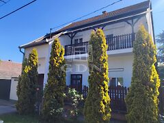 Eladó ház Újszentiván