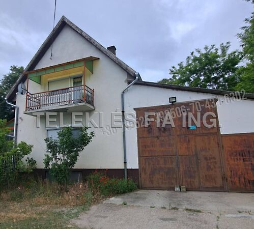 Eladó ház Cegléd