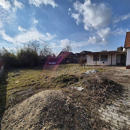 Eladó ház Poroszló