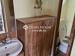 Eladó földterület Komárom